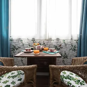 Crispi Deluxe 2 Bedroom Apartment Rome